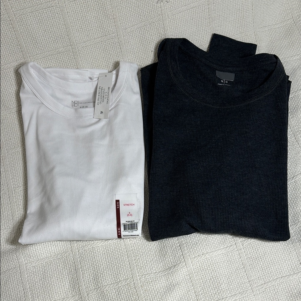 Set of White and Black Long Sleeve Shirts - Picture 1 of 8